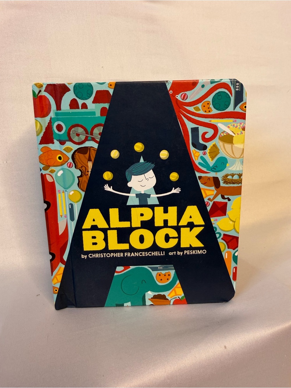 Alphablock (An Abrams Block Book
